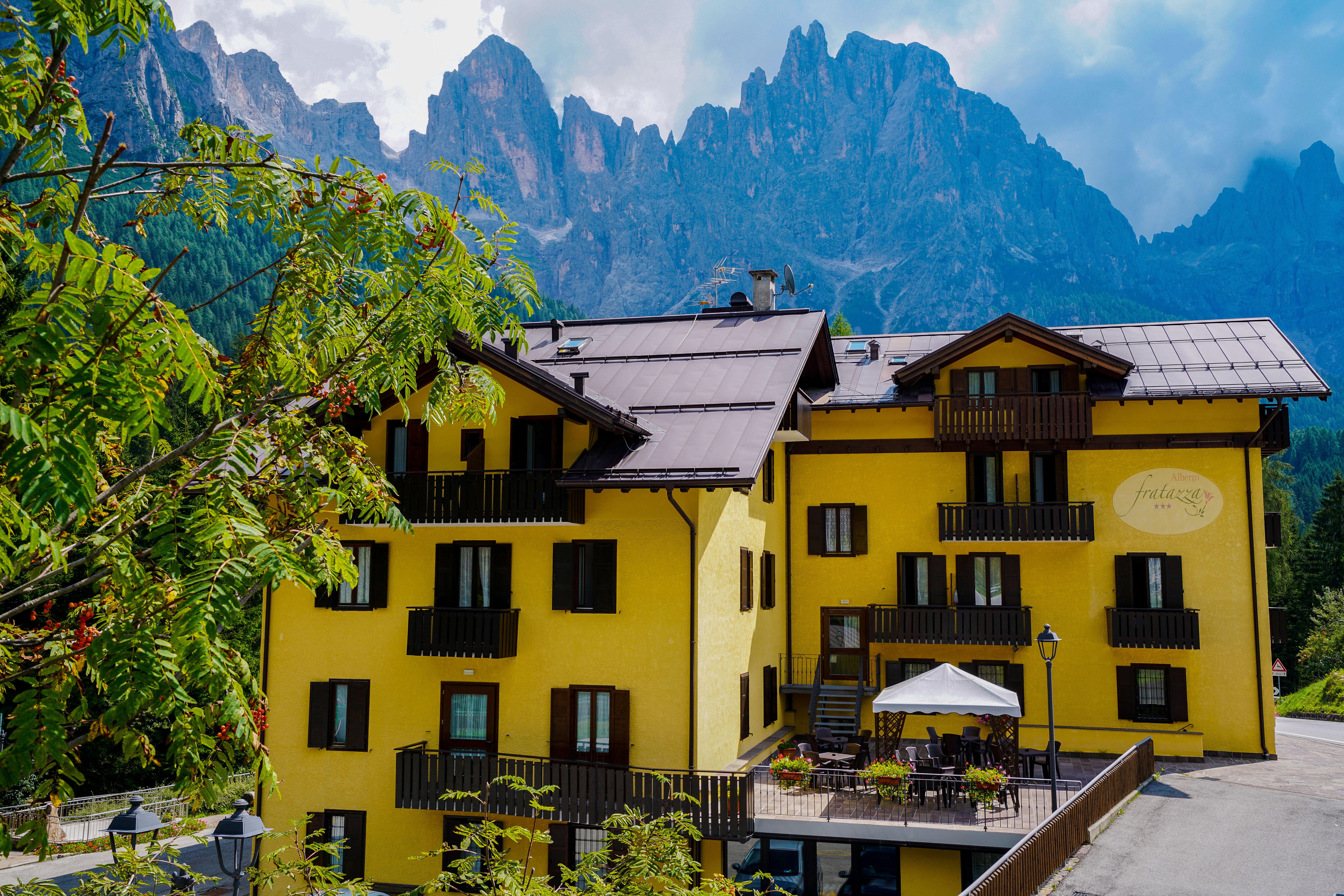 Gh Hotel Fratazza Sankt Martin am Sismunthbach Exterior foto