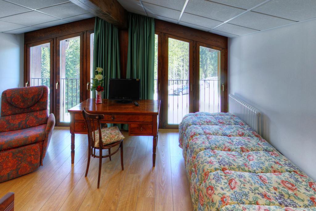 Gh Hotel Fratazza Sankt Martin am Sismunthbach Zimmer foto