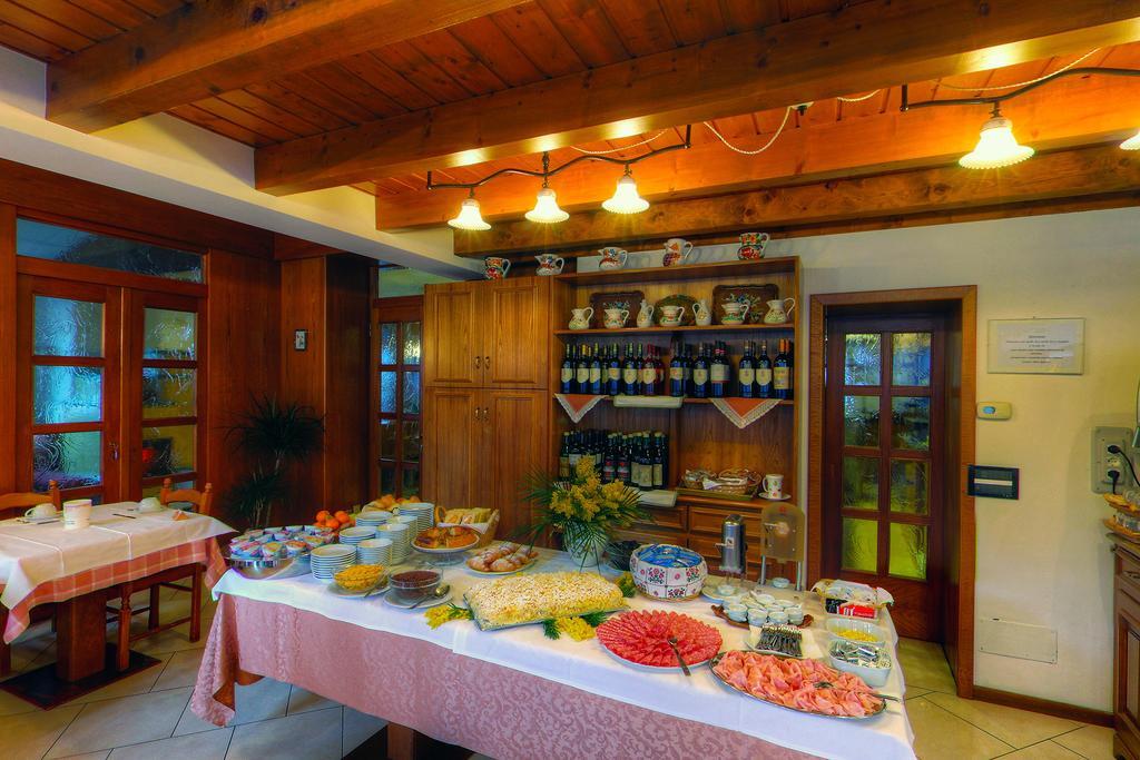 Gh Hotel Fratazza Sankt Martin am Sismunthbach Zimmer foto