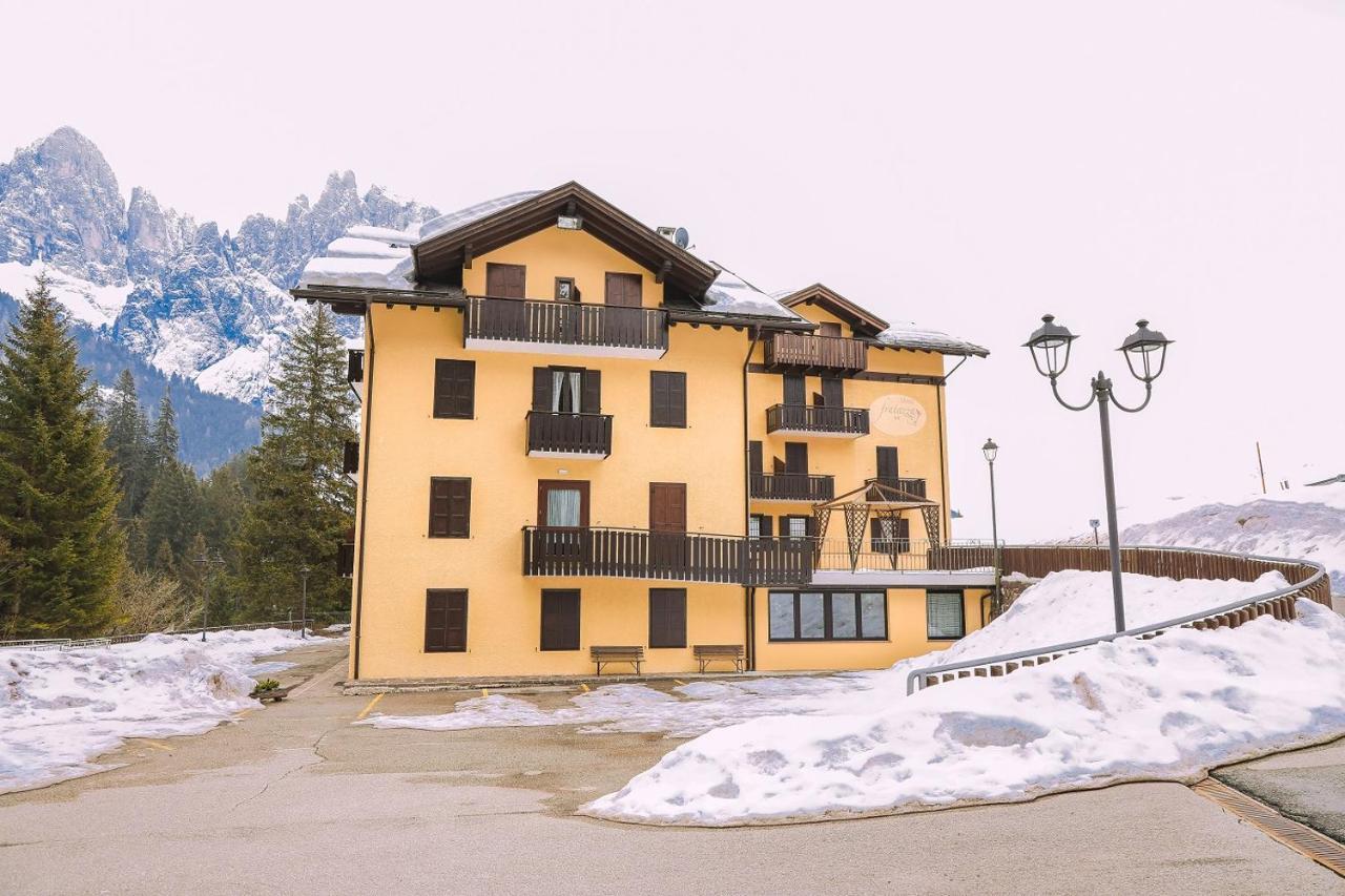 Gh Hotel Fratazza Sankt Martin am Sismunthbach Exterior foto